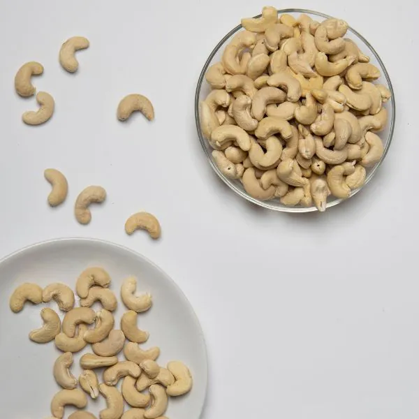 Cashews